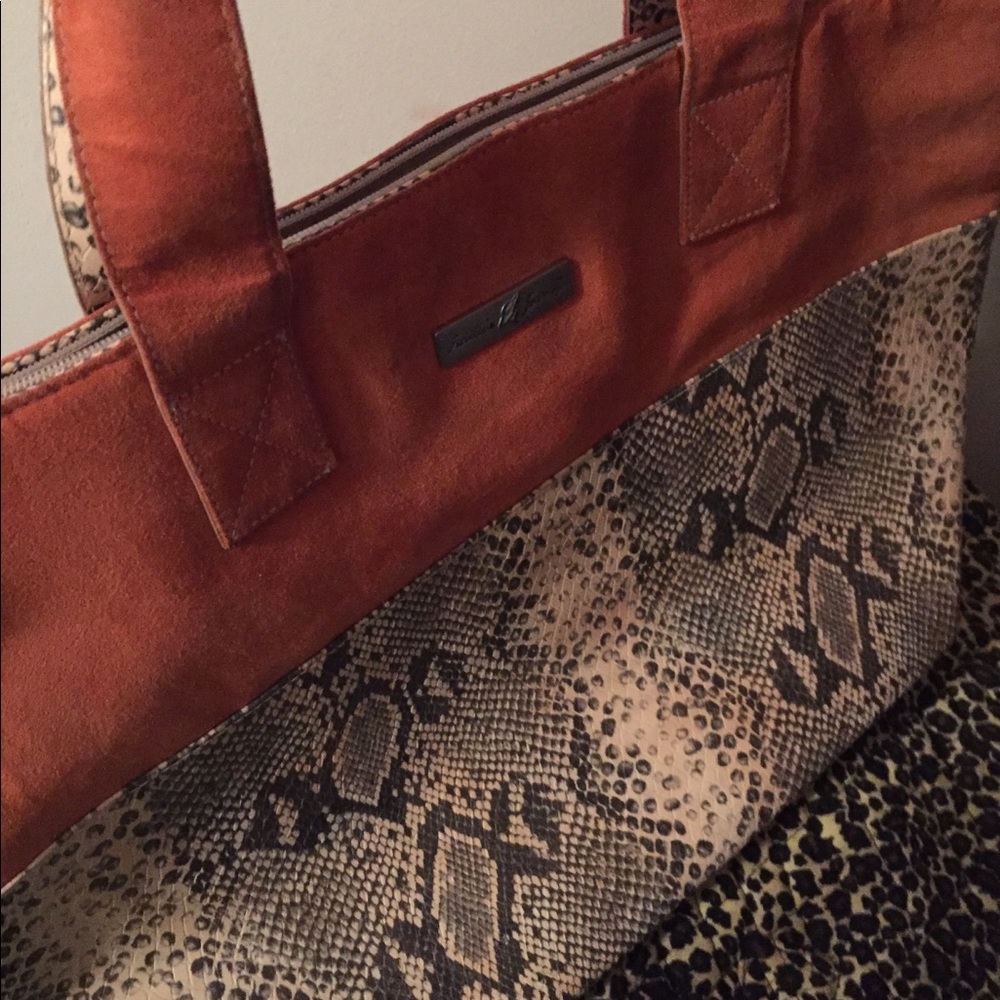 Purse - Picture 2 of 2